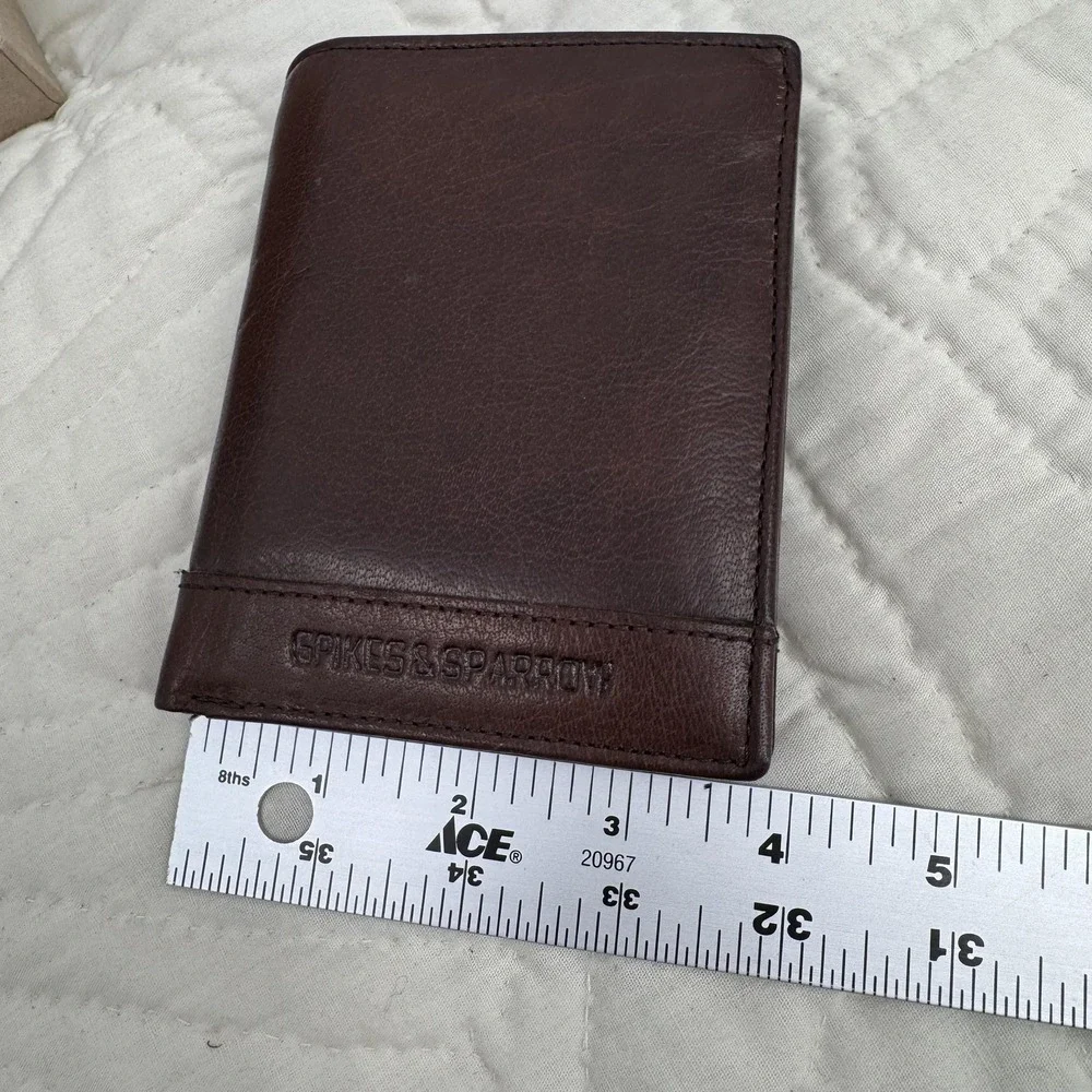 Spikes & Sparrow Mens Trifold Wallet OS Brown Leather RFID Rugged Classic